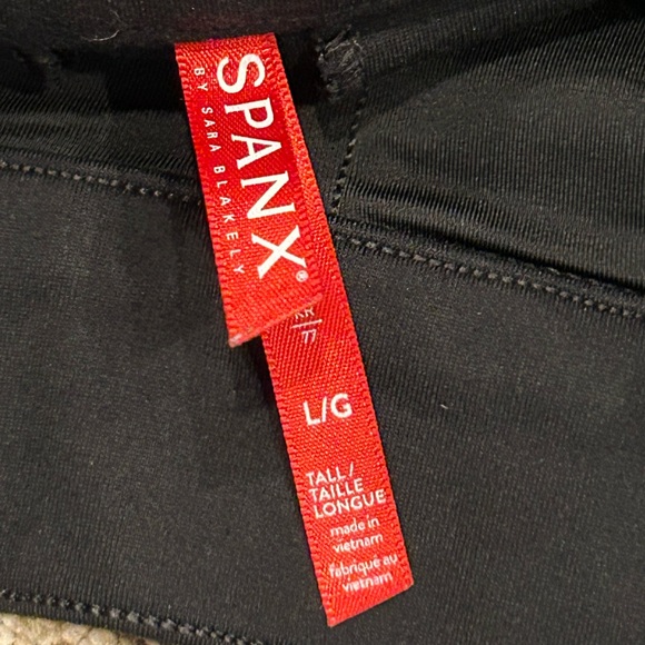 SPANX Ponte Perfect Black Pull-On Ankle Pants w/ Tapered Fit & Backseam. W- Sz L - Picture 8 of 12